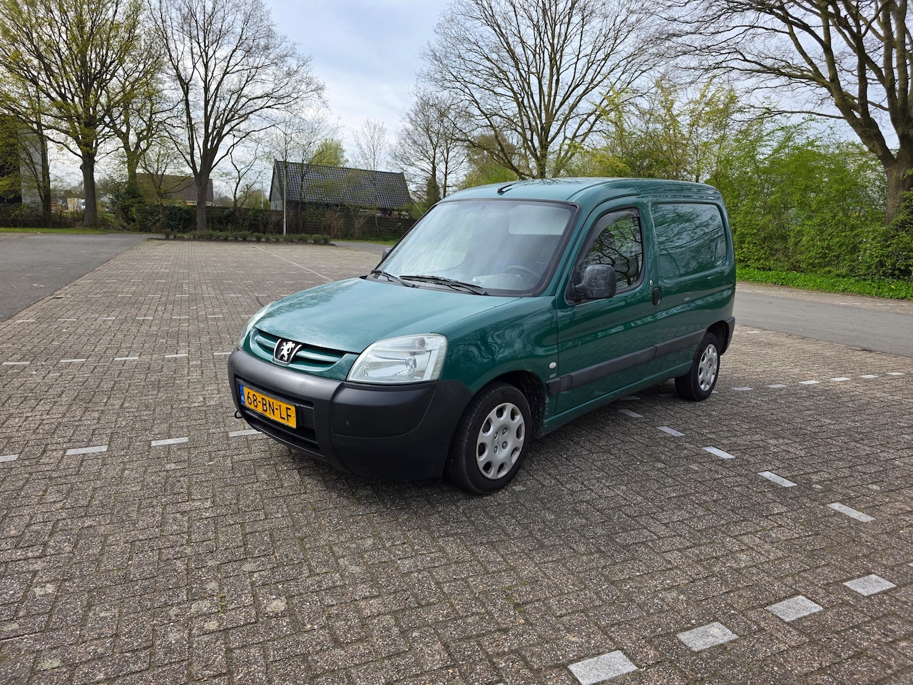 Peugeot Partner - 170C 2.0 HDI Avantage - AutoWereld.nl