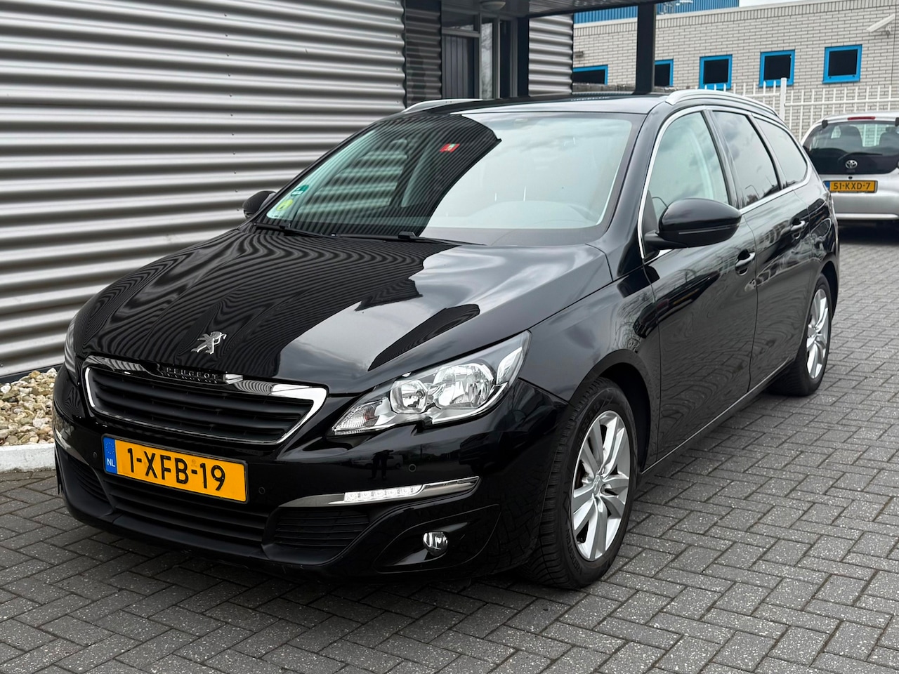 Peugeot 308 SW - 1.6 BlueHDI Blue Lease Executive 1.6 BlueHDI Blue Lease Executive - AutoWereld.nl