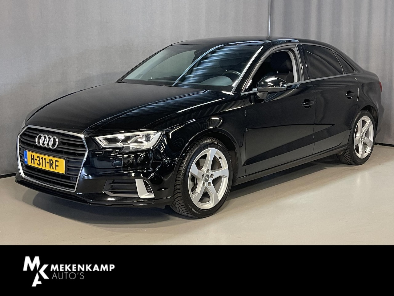 Audi A3 Limousine - 35 TFSI CoD Advance 17"/Virtual Cockpit/Climate/PDC v+a/LED/Navigatie - AutoWereld.nl