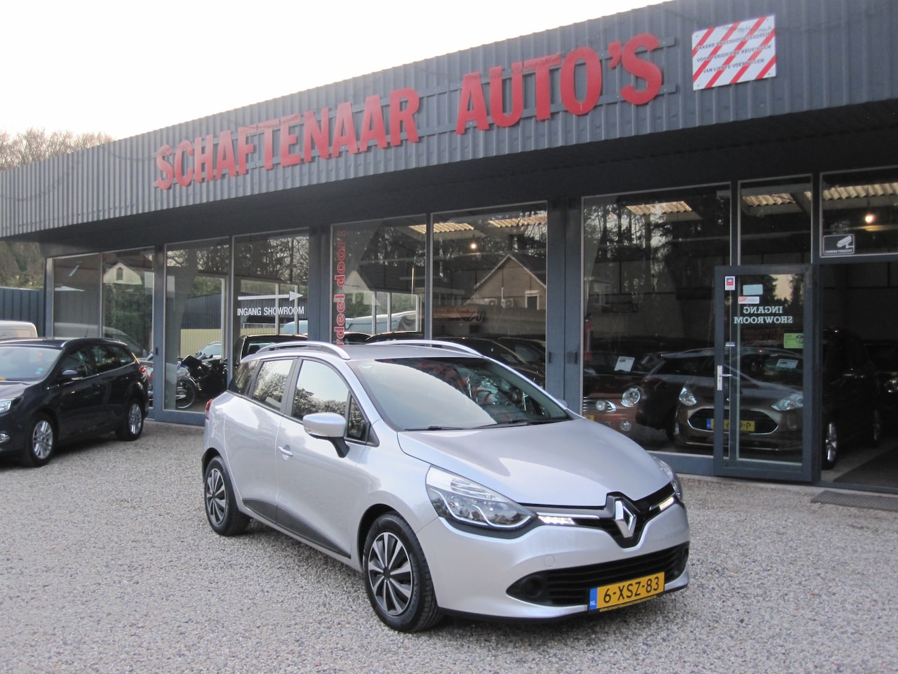 Renault Clio Estate - 0.9 TCe Expression zeer mooi  apk 02-09-2026 - AutoWereld.nl