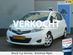 Toyota Yaris - 1.3 VVT-i Aspiration|Camera|Trekhaak|Volledig Dealer onderhouden|81.500km