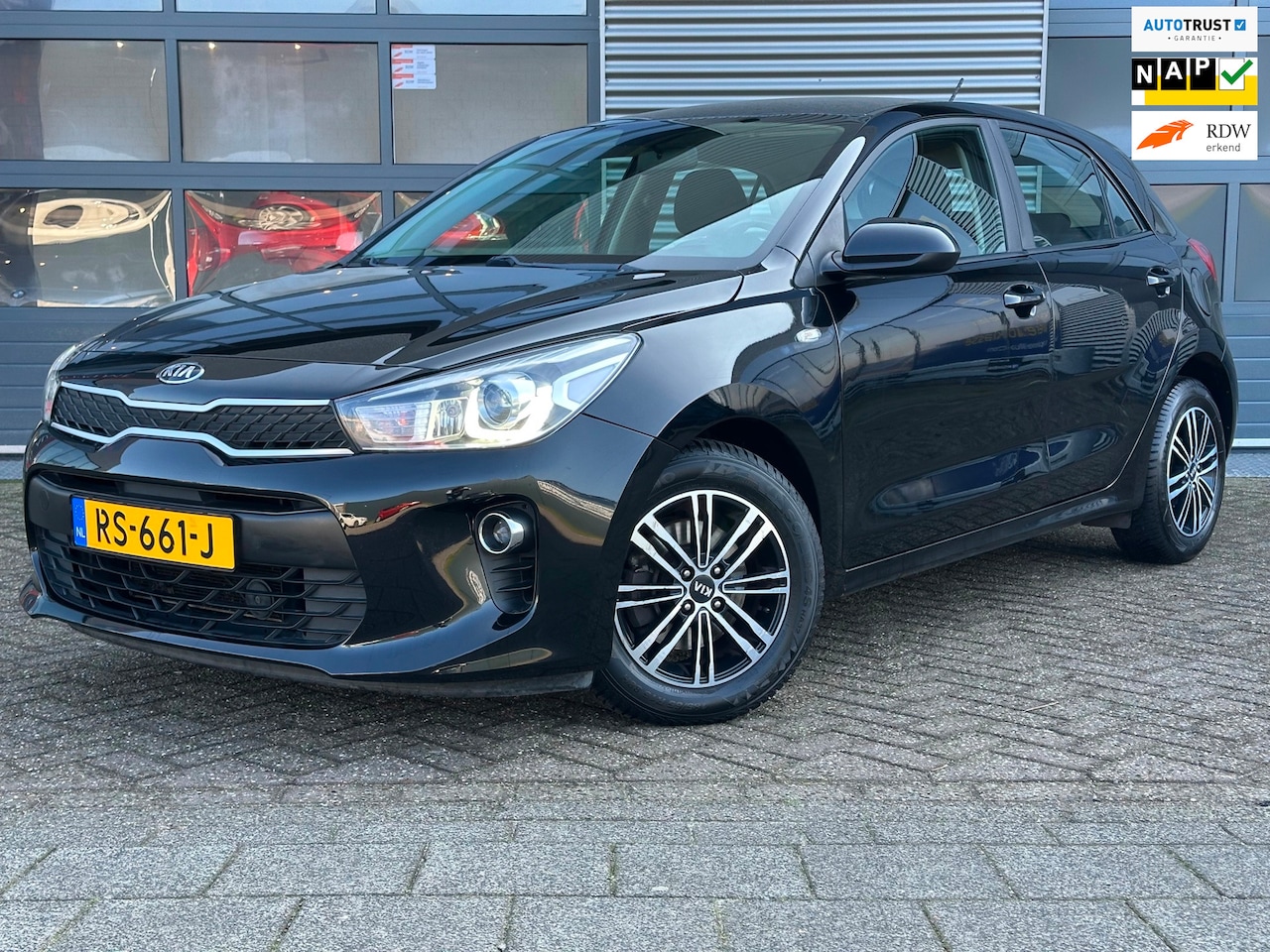 Kia Rio - 1.0 TGDI ComfortPlusLine Navigator | CarPlay | Camera | CRUISECR | Navi - AutoWereld.nl