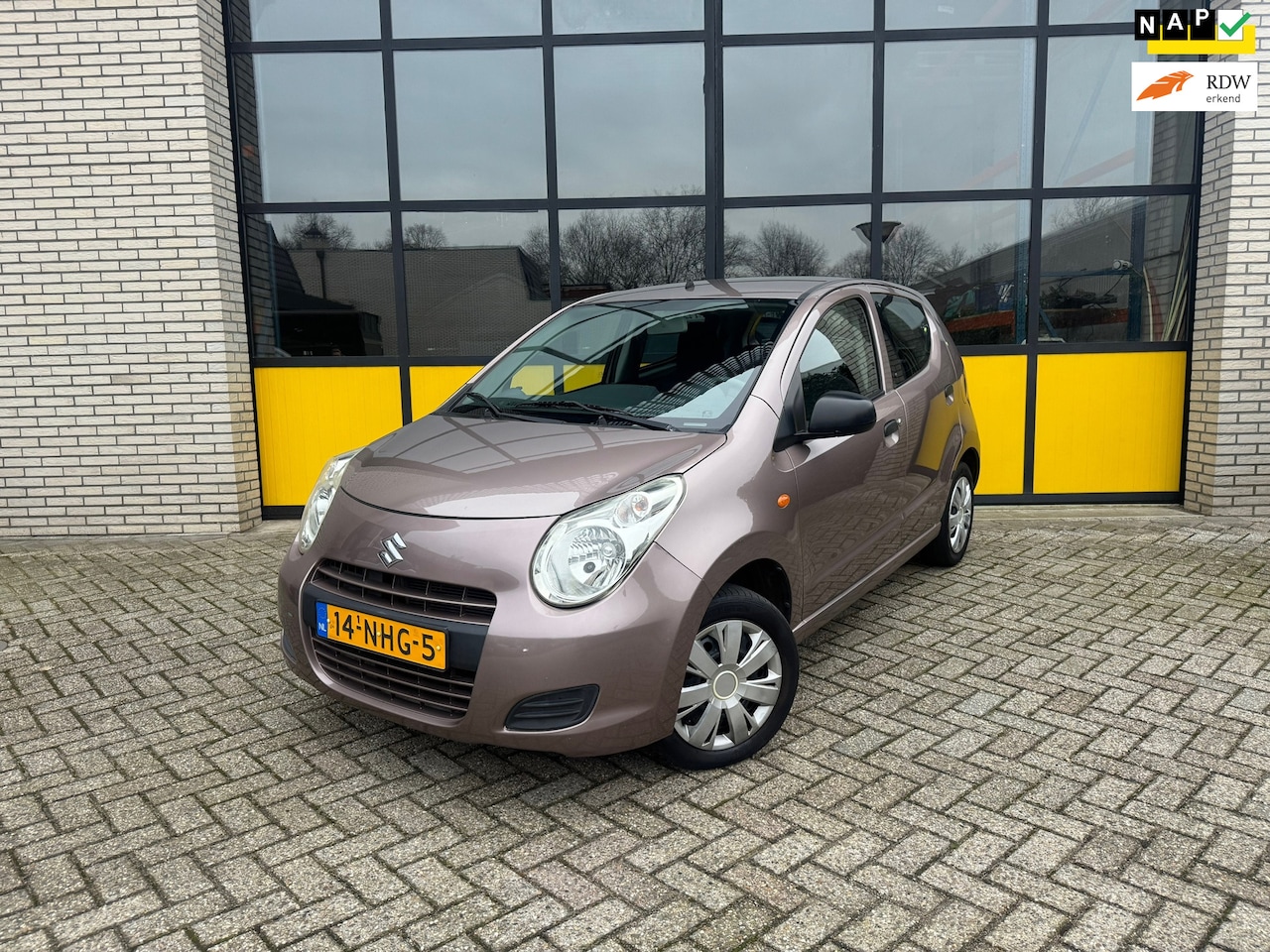 Suzuki Alto - Nieuwe koppeling, Airco, 6x airbags & lage km-stand - AutoWereld.nl
