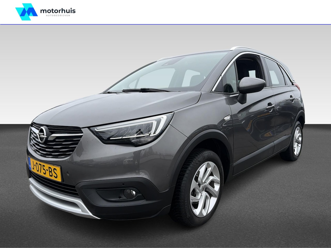 Opel Crossland X - 1.2 Turbo 130pk Start/Stop Innovation | 16'' Lichtmetalen velgen, 4-dubbelspaaks in Silver - AutoWereld.nl