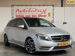 Mercedes-Benz B-klasse - 200 Ambition|Stoelverwarming|18 inch LM-velgen|6-bak|Half-Leder|