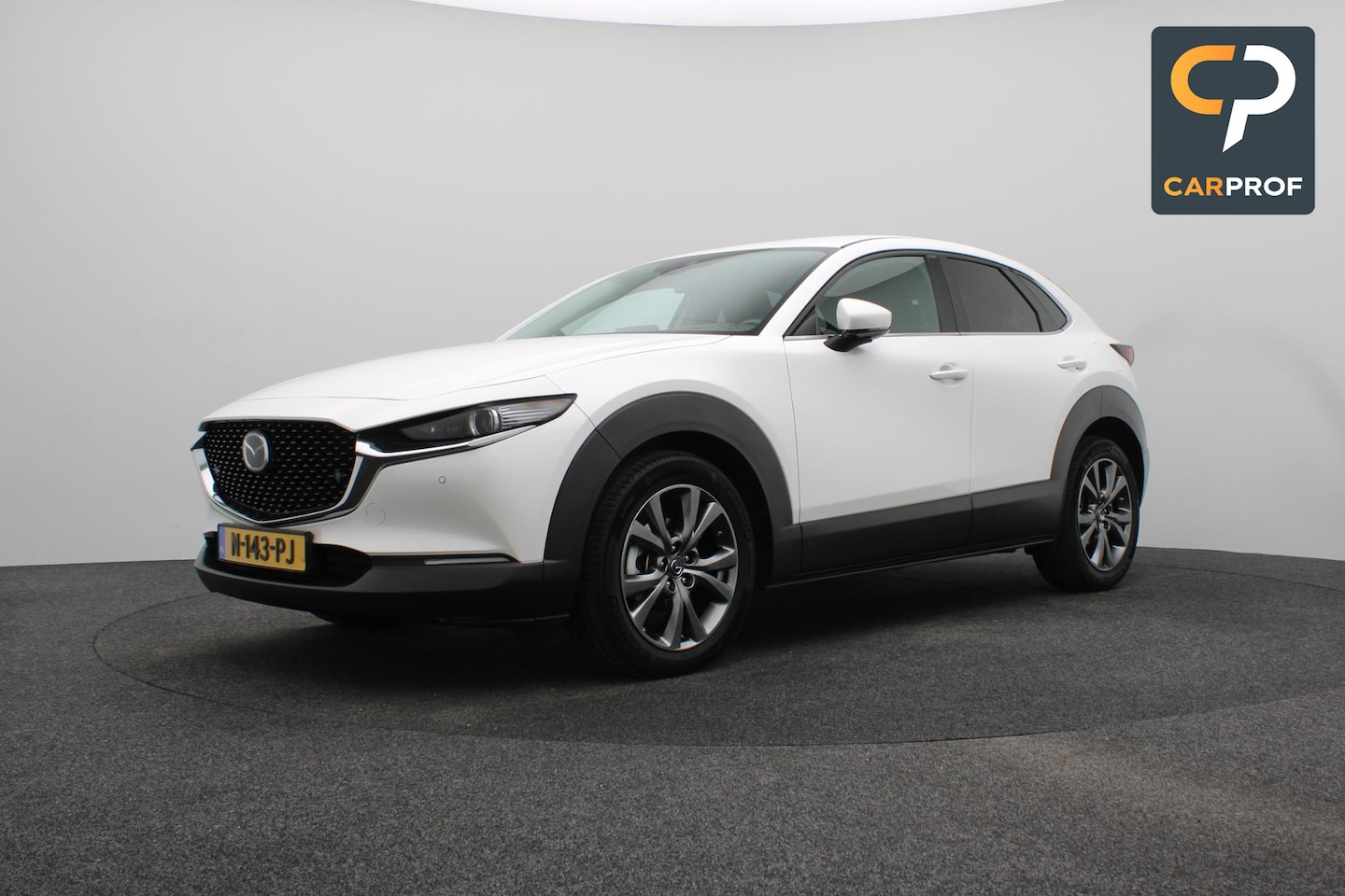 Mazda CX-30 - 2.0 e-SkyActiv-X M Hybrid Luxury Automaat | Camera | Stoelverwarming | HUD | Navigatie - AutoWereld.nl