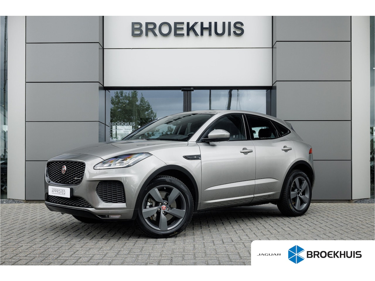 Jaguar E-Pace - P250 AWD R-Dynamic S | Panoramadak | Elektr achterklep | Black Pack | Verwarmbare voorstoe - AutoWereld.nl