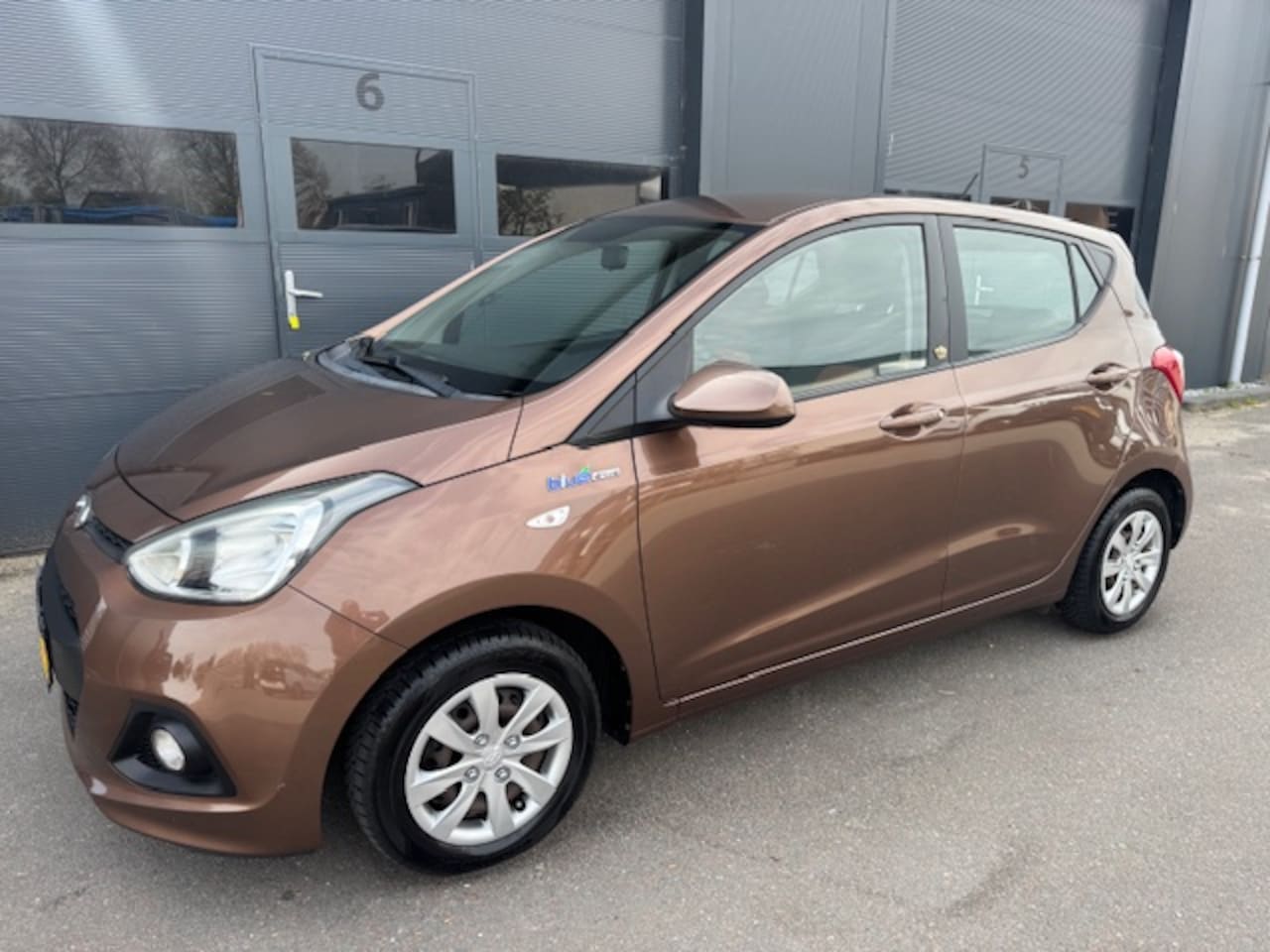Hyundai i10 - 1.0i i-Motion Comfort Climate Cruise !! - AutoWereld.nl