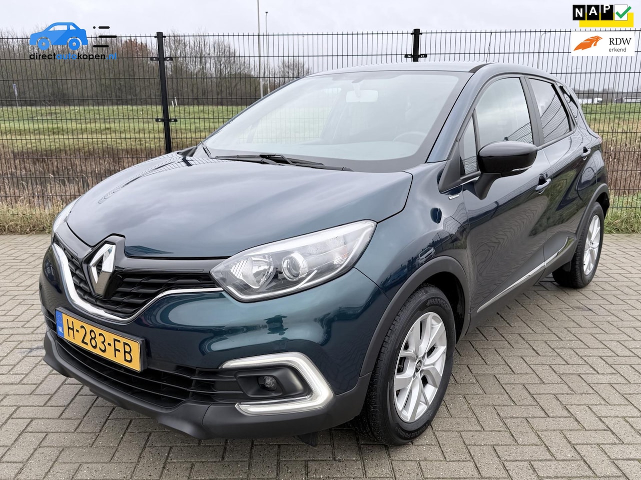 Renault Captur - 0.9 TCe Limited | NAV | keyless| Carplay | LMV | PDC - AutoWereld.nl