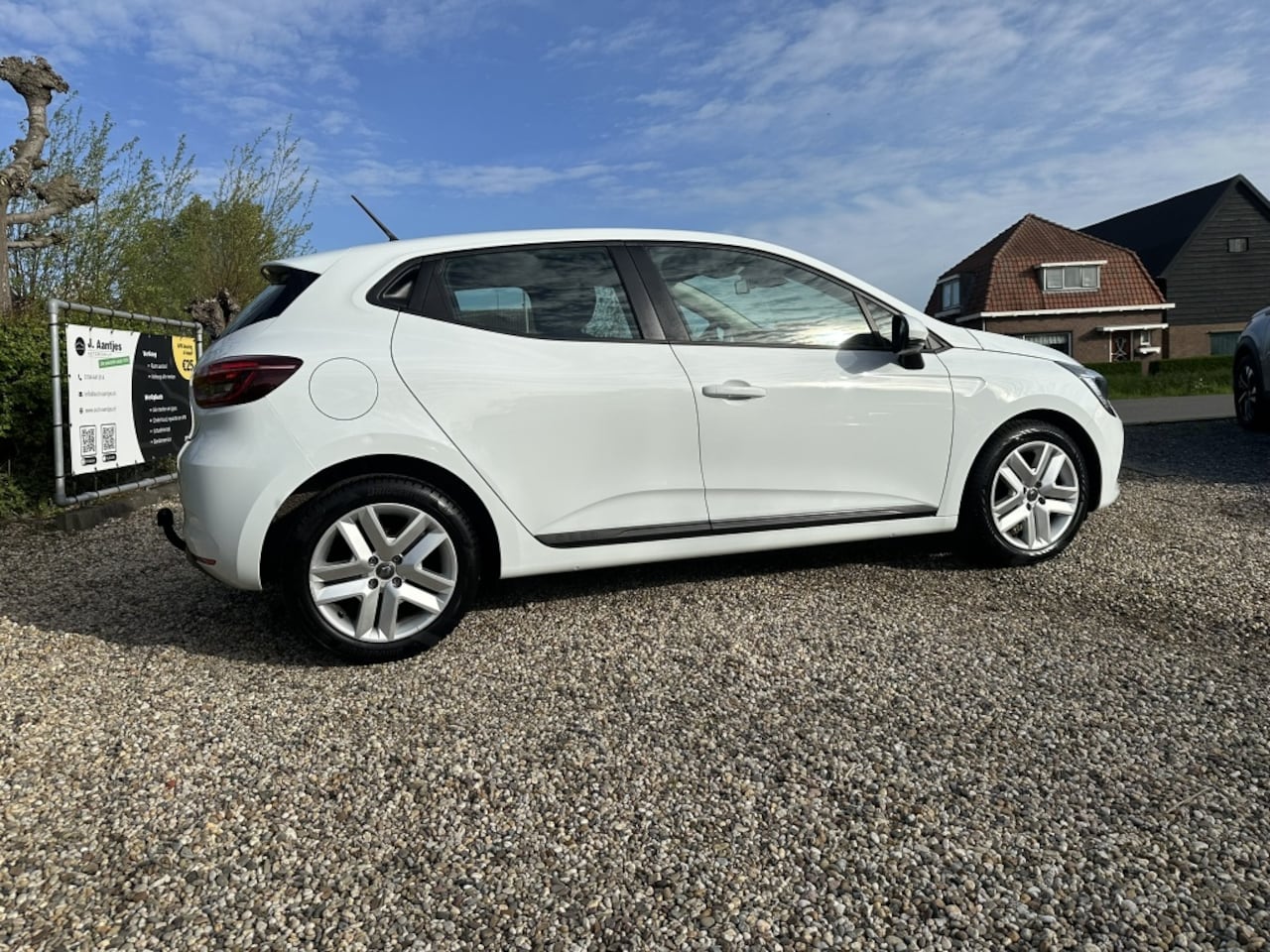 Renault Clio - 1.0 Zen Navigatie/Carplay/Trekhaak