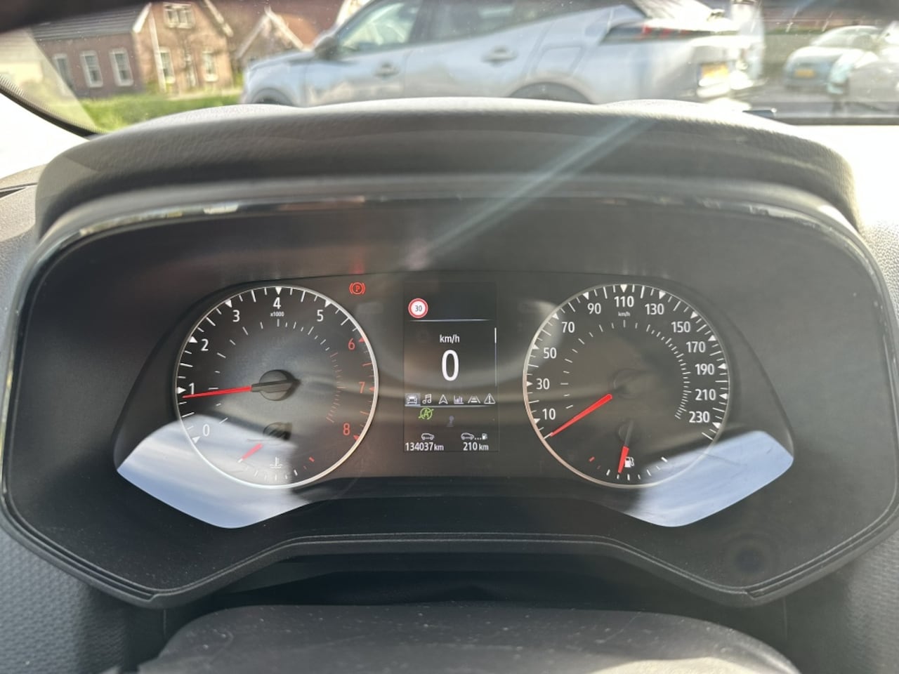 Renault Clio - 1.0 Zen Navigatie/Carplay/Trekhaak