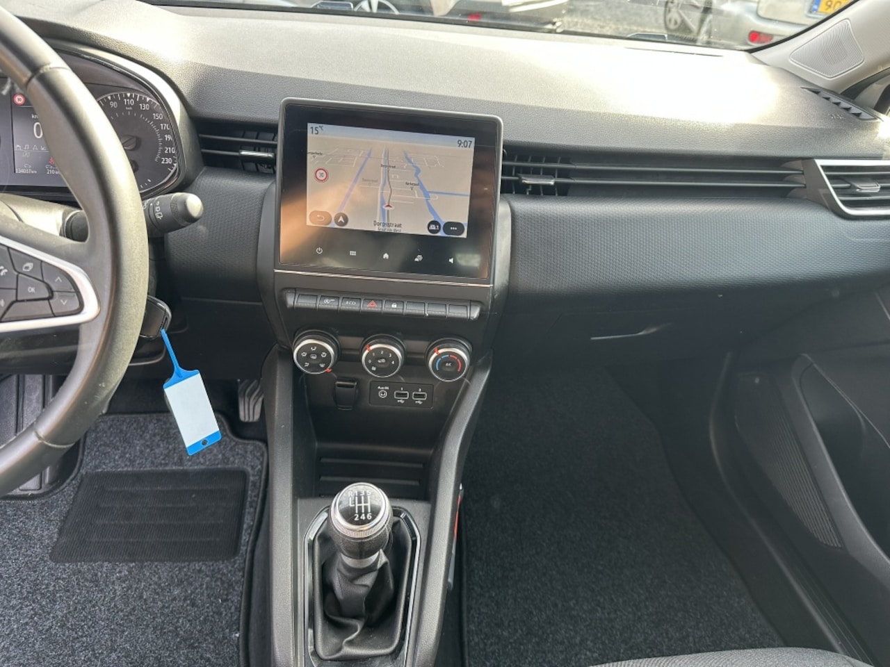 Renault Clio - 1.0 Zen Navigatie/Carplay/Trekhaak