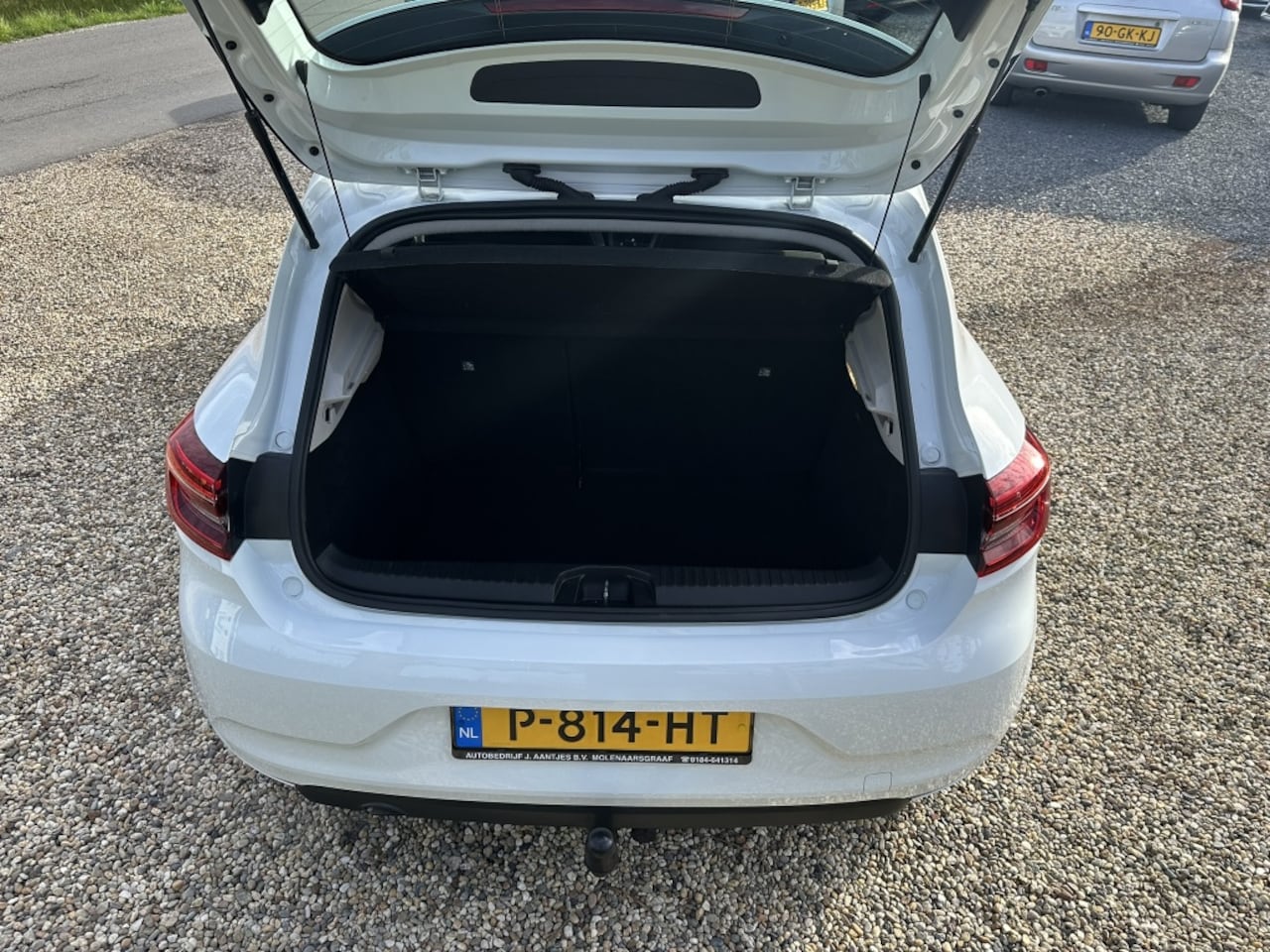 Renault Clio - 1.0 Zen Navigatie/Carplay/Trekhaak