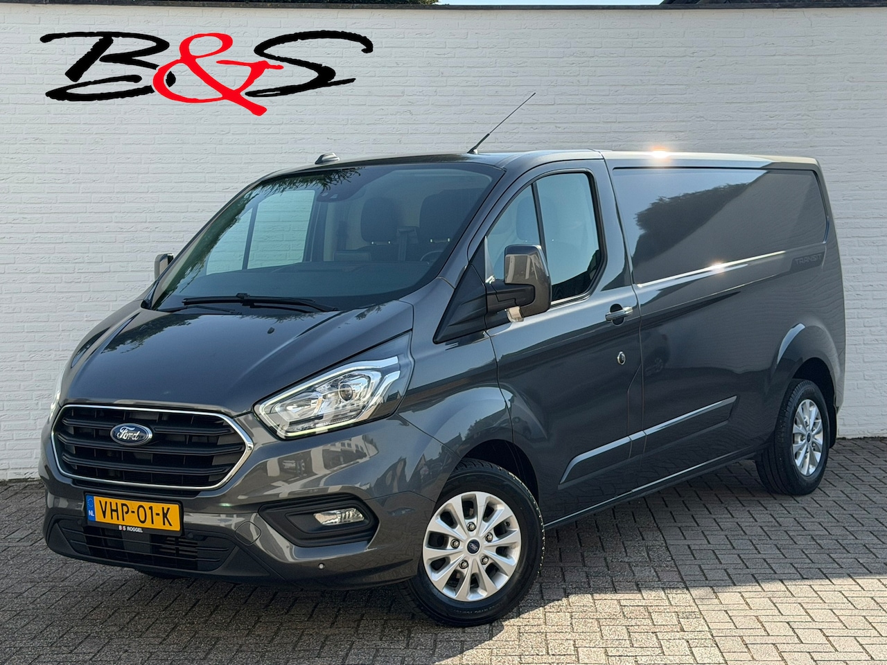 Ford Transit Custom - 300 2.0 TDCI L2H1 Automaat Cruise Airco Stoelverwarming Camera Dab+ Navigatie Carplay - AutoWereld.nl