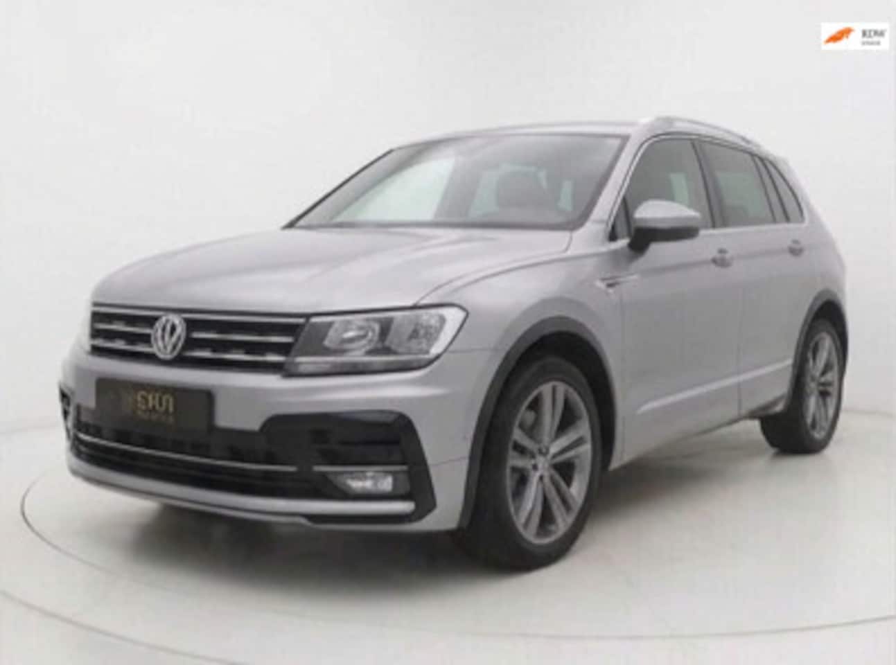 Volkswagen Tiguan - 1.4 TSI ACT Connected Series R-LINE DSG CARPLAY - AutoWereld.nl