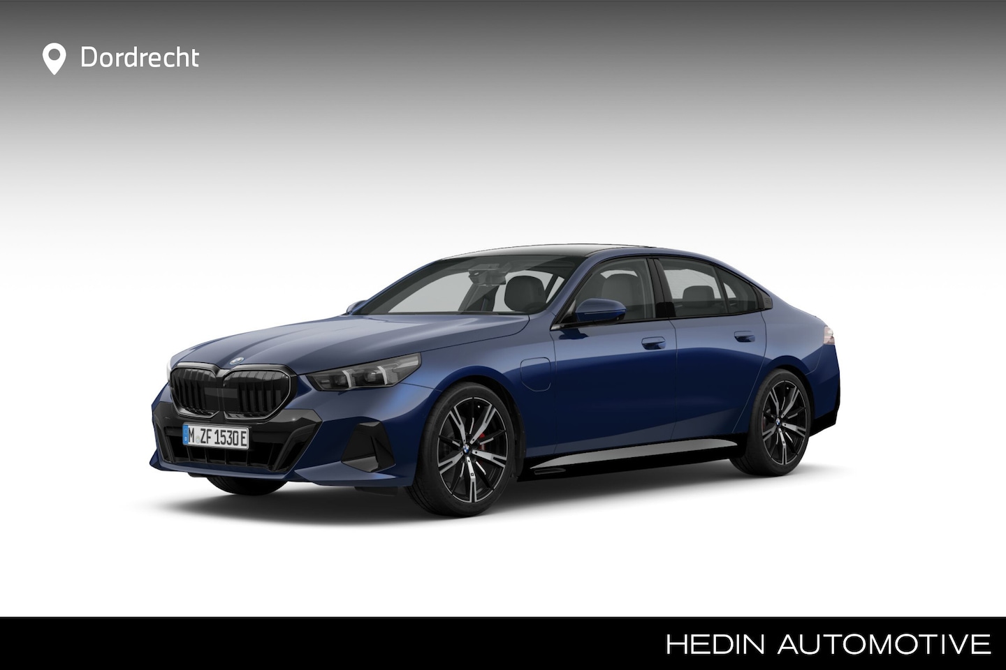 BMW 5-serie - 530e M-Sport Pro | 20" | Driving Assistant Plus | Pano | Harman Kardon | Trekhaak - AutoWereld.nl