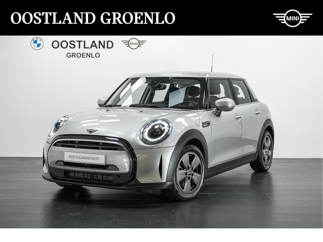 MINI Cooper - Hatchback Camden Automaat / Cruise Control / LED / Ambiance verlichting / Multifunctioneel - AutoWereld.nl