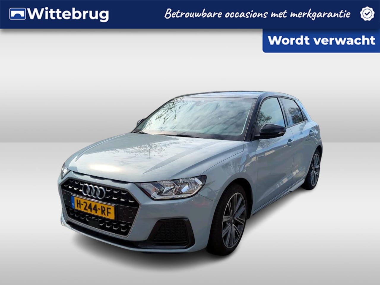 Audi A1 Sportback - 30 TFSI 115pk epic / Sportstoelen / Parkeer sensoren achter / Zwart dak / Airco / Carplay - AutoWereld.nl