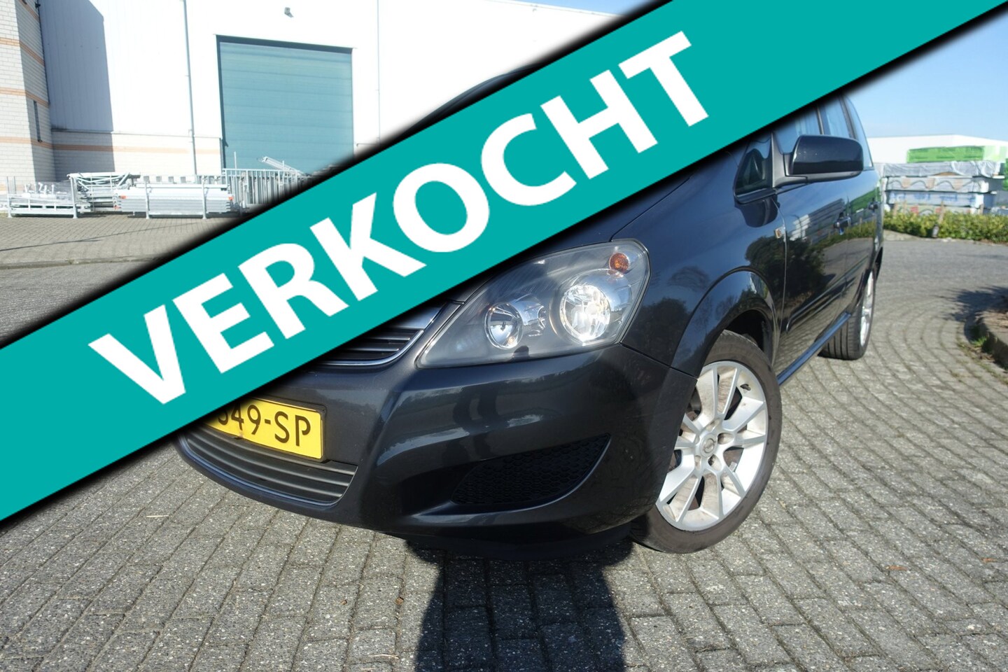 Opel Zafira - 1.6 111 years Edition - 7 prs. - trekhaak -17 inch lm velgen- dealer onderhouden - AutoWereld.nl