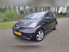 Toyota Aygo - 1.0-12V Sport 3drs AIRCO LMV MISTLAMPEN EL.RAMEN