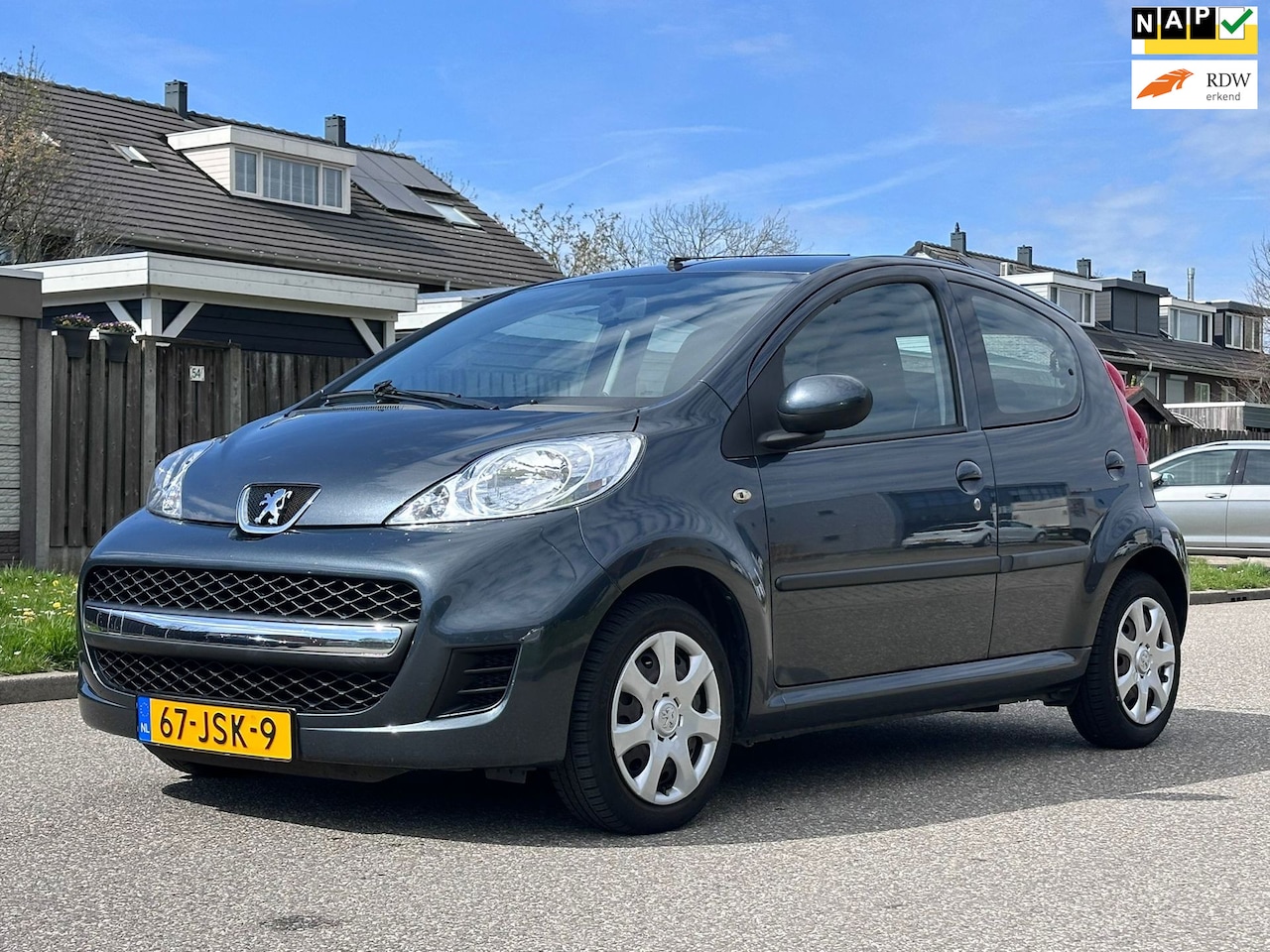 Peugeot 107 - 1.0-12V Sublime 1e Eigenaar*5DR*Airco*Trekhaak*NAP*Elektrische pakket* - AutoWereld.nl