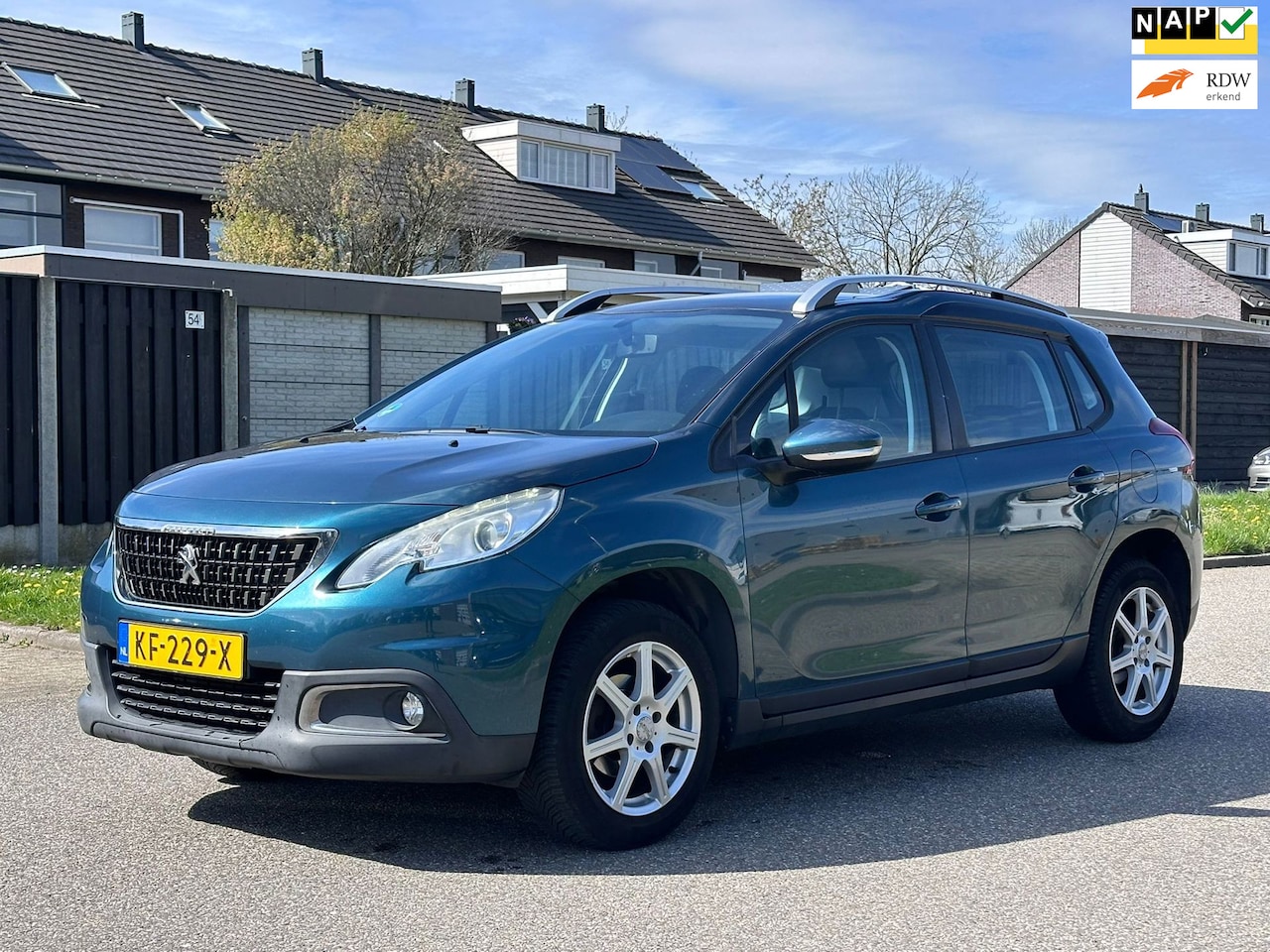 Peugeot 2008 - 1.2 PureTech Blue Lion Automaat*Pano*Navigatie*NAP*Cruise*Airco*LM velgen*Parkeersensoren* - AutoWereld.nl