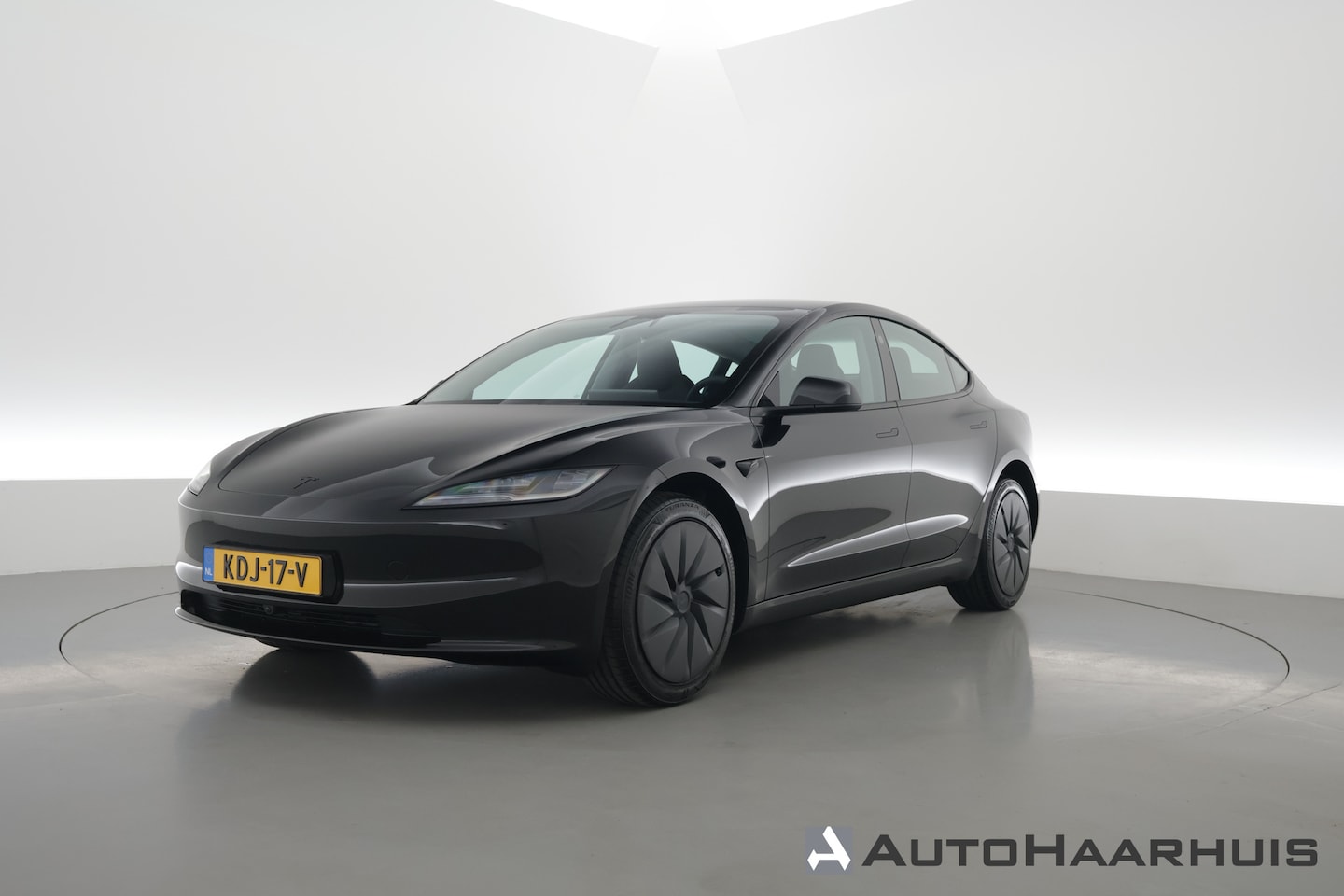 Tesla Model 3 - Premium Long Range RWD 78 kWh | Pano | Camera | Stoelverw. | Navi | Elek. Stoelen | CarPla - AutoWereld.nl