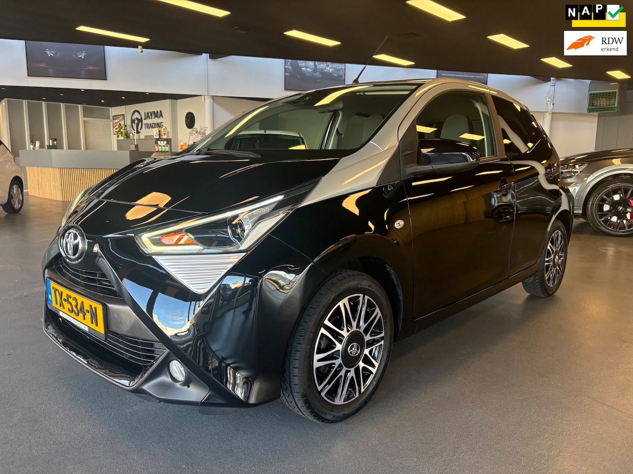 Toyota Aygo - 1.0 VVT-i x-clusiv 1.0 VVT-i x-clusiv - AutoWereld.nl