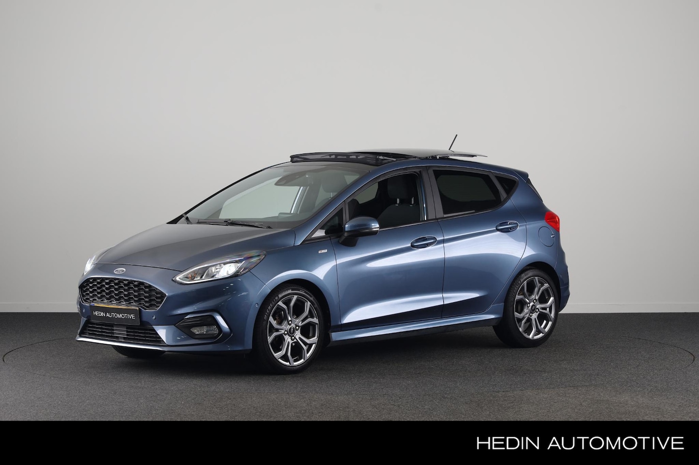 Ford Fiesta - 1.0 EcoBoost ST-Line | Panoramadak | Winter Pack | Navigatie | PDC - AutoWereld.nl