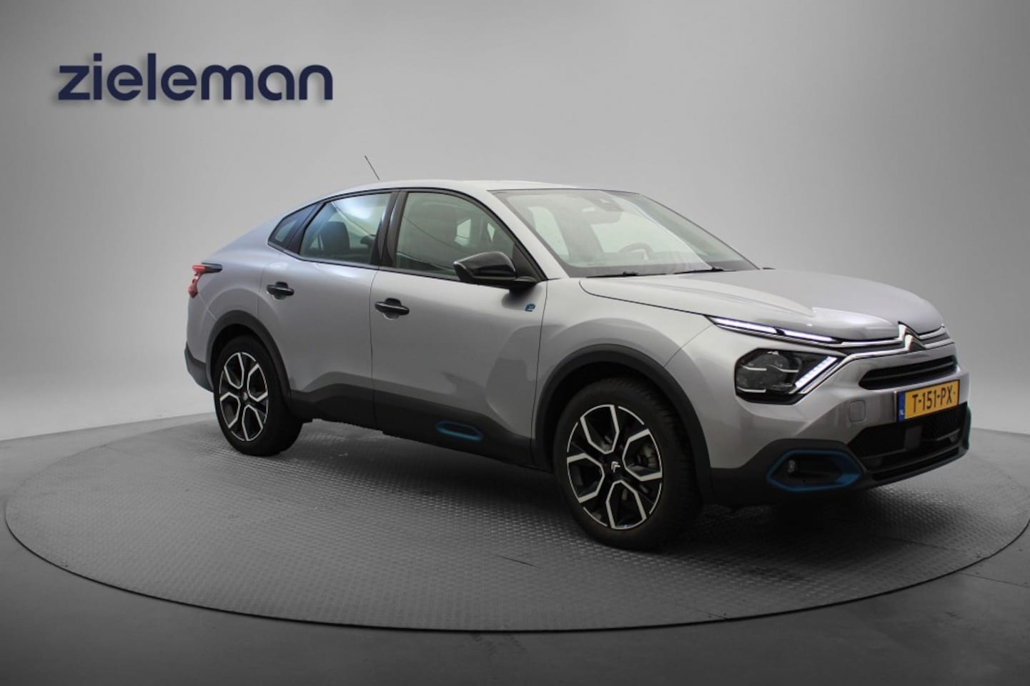 Citroën Ë-C4 - Feel X 50 kWh - Carplay, Navi, Cruise, SOH 98,3% - AutoWereld.nl