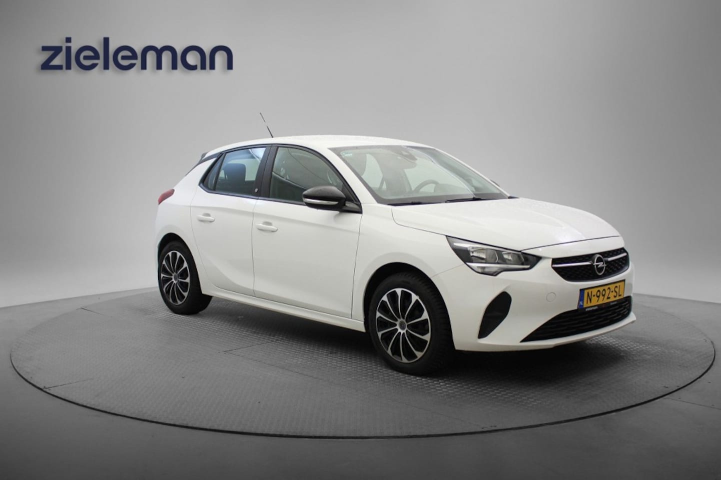 Opel Corsa Electric - Edition 50 kWh 3 Fase - Carplay, Cruise, Clima, SOH 90,2% - AutoWereld.nl