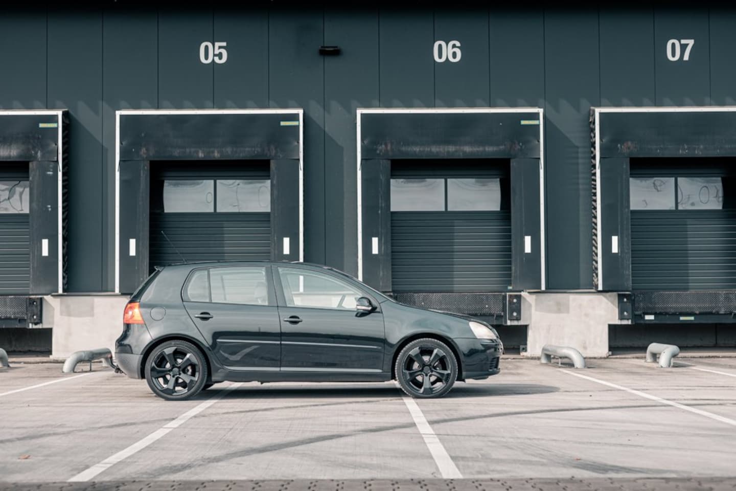 Volkswagen Golf - 1.6 FSI Optive | Climate Control | NAP - AutoWereld.nl