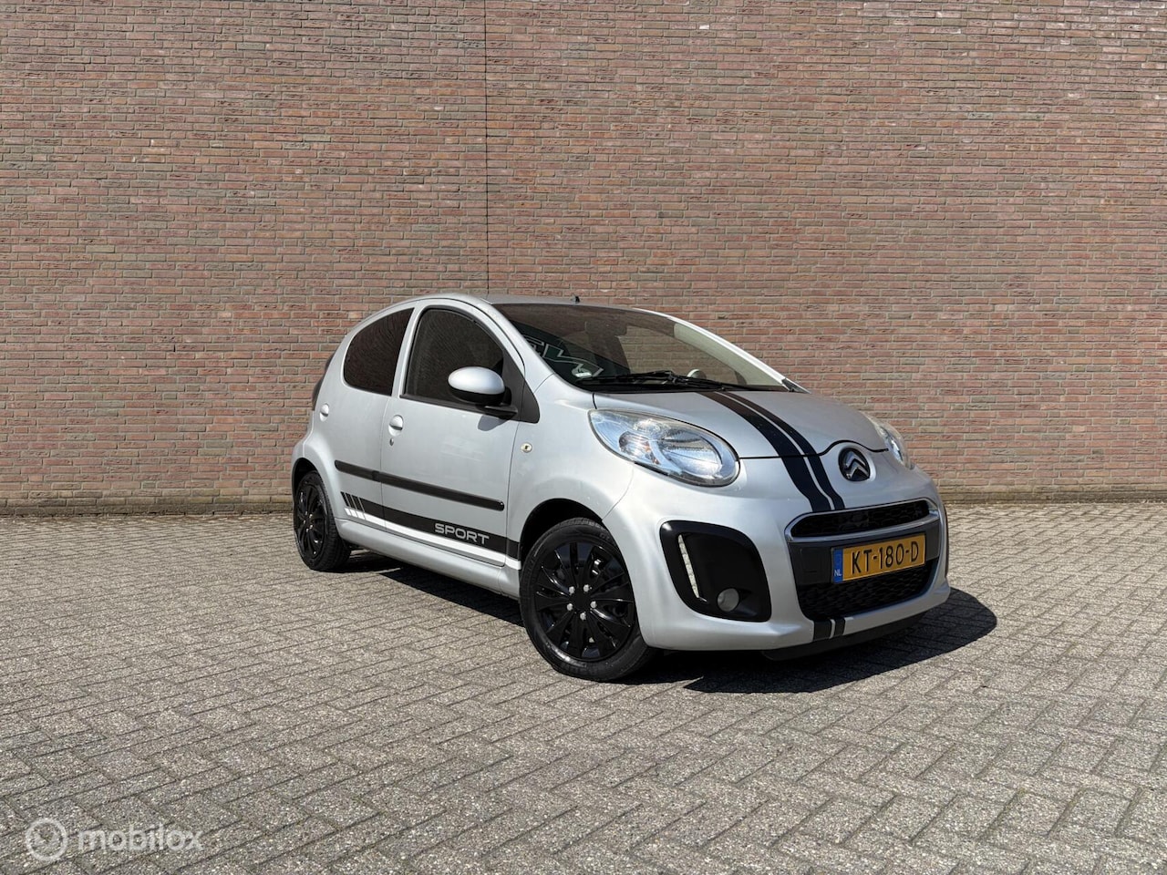 Citroën C1 - 1.0 Attraction / AIRCO / Elec. Ramen / 5 DRS - AutoWereld.nl