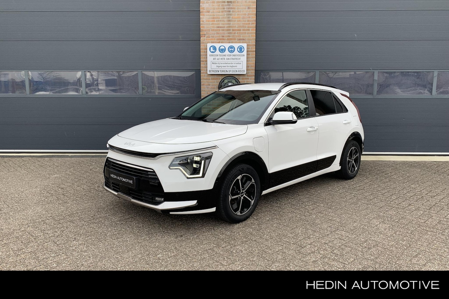 Kia Niro - 1.6 GDi PHEV DynamicLine Stoel-en-Stuurverwarming | Dodehoekdetectie | Elektrische Bestuur - AutoWereld.nl