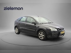 Ford Focus - 1.6 16V Champion - Airco, Cruise