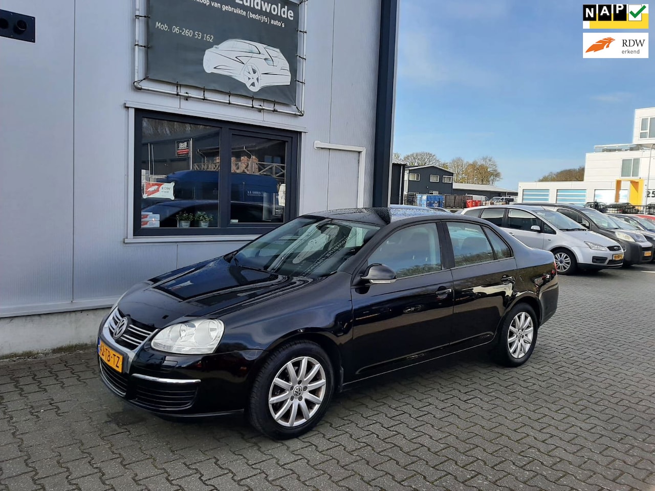 Volkswagen Jetta - 1.6 FSI Trendline clima cruise apk 4-2027 - AutoWereld.nl