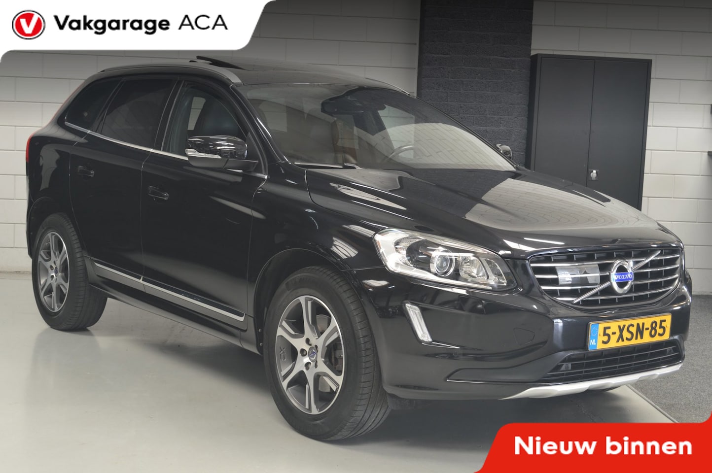 Volvo XC60 - 2.0 T5 FWD Summum // PANO // LEDER // TREKHAAK // KEYLESS // NAVI // ADAPTIVE CRUISE // - AutoWereld.nl