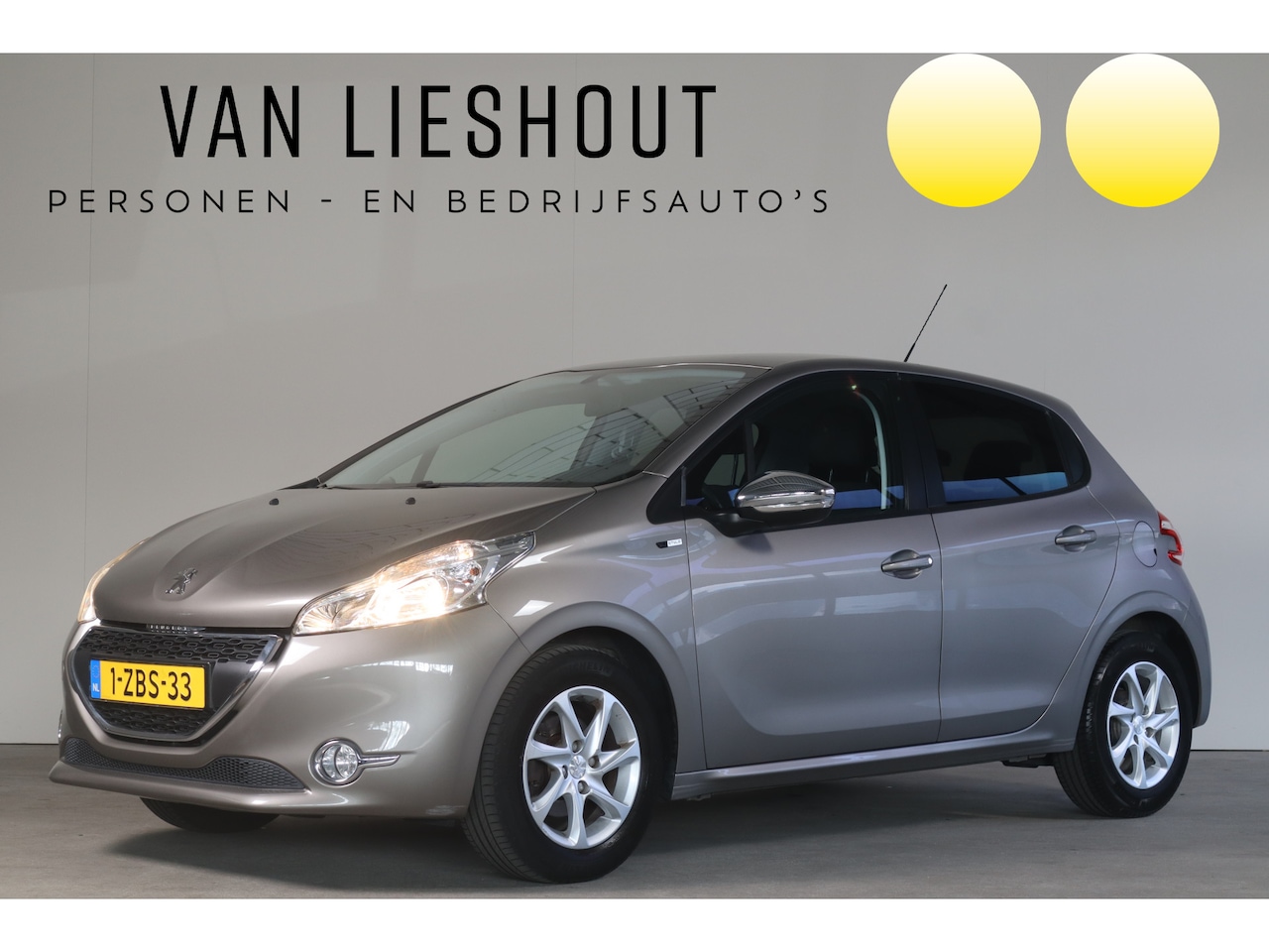 Peugeot 208 - 1.2 PureTech Style - NL- Auto!! Airco I Cruise I Parksens. A - AutoWereld.nl