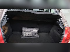 Peugeot 208 - 1.2 Vti Envy 1199 cm