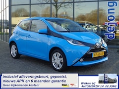 Toyota Aygo - 1.0 VVT-i x-sport Achteruitrijcamera Lichtmetalen velgen Airco Mistlampen NL Zeer zuinig!