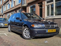 BMW 3-serie Touring - 325i Lifestyle Edition Sportinterieur, Trekhaak