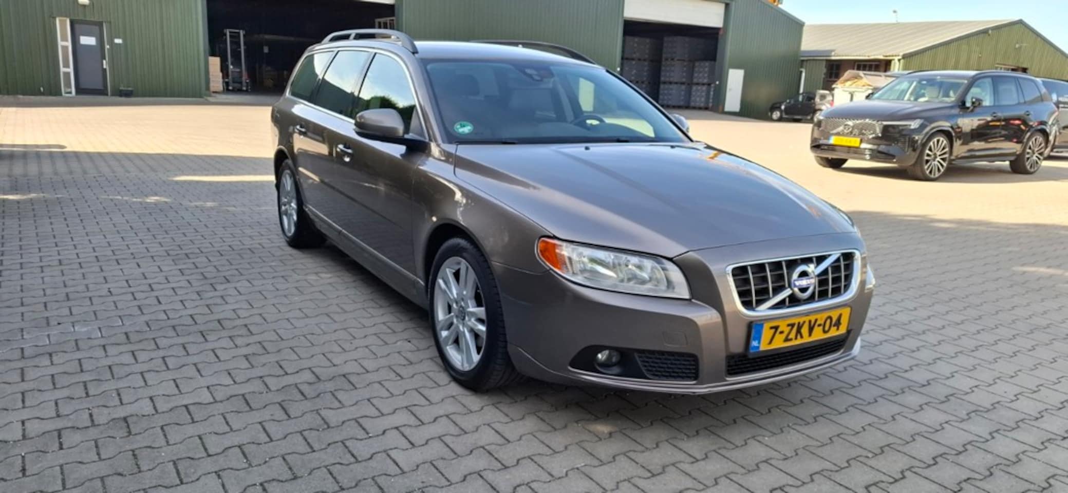 Volvo V70 - 1.6 DRIVe Momentum. VASTE PRIJS € 4500 - AutoWereld.nl