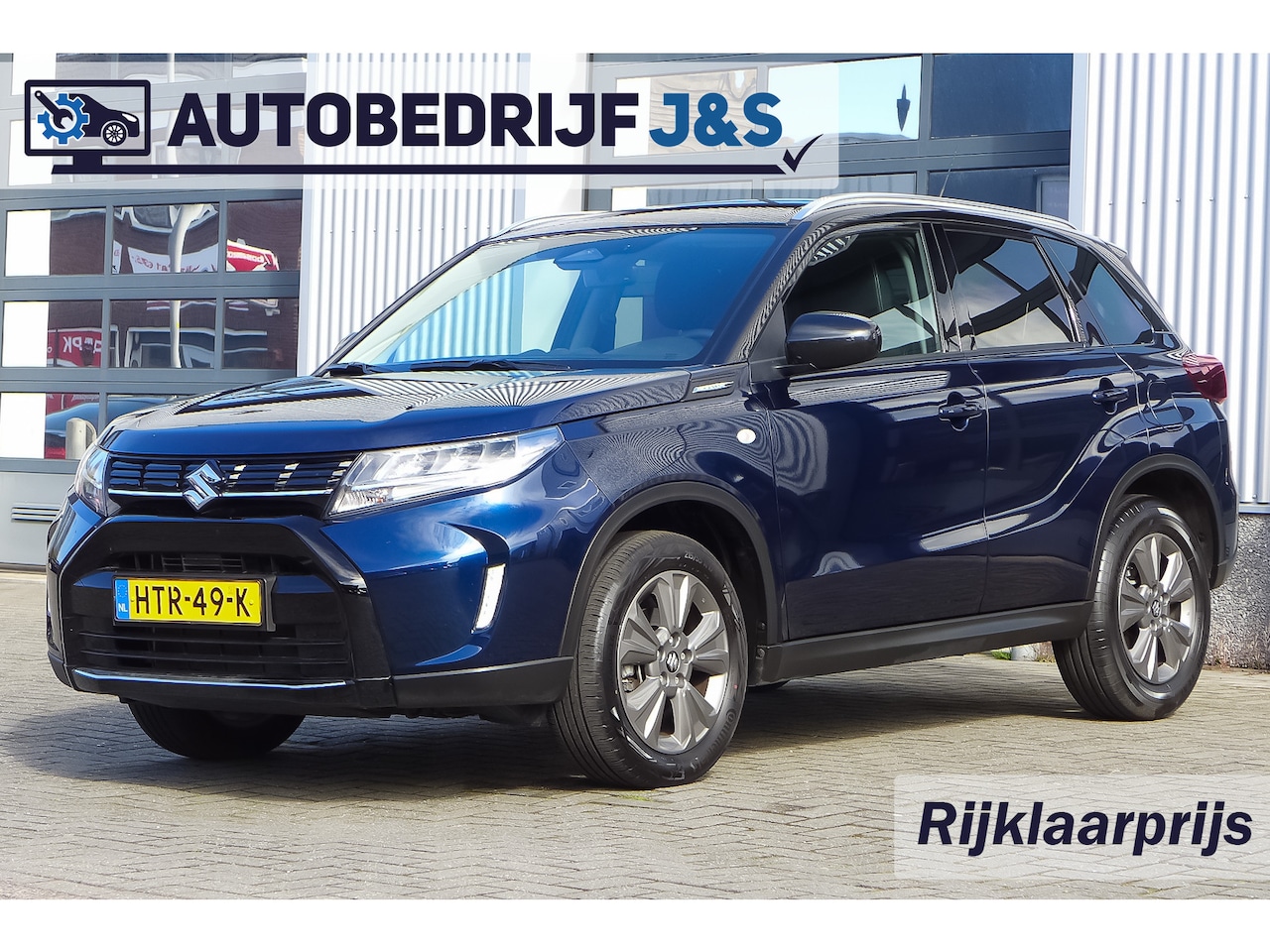 Suzuki Vitara - 1.5 Hybrid Select Rijklaarprijs! | Tot 10 jaar Garantie | Onderhoudsbeurt | Mobiliteitserv - AutoWereld.nl