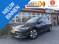 Volkswagen Golf - 1.5 eTSI Oranje Edition Carplay - Stuur en Stoelverwarming - Full Options