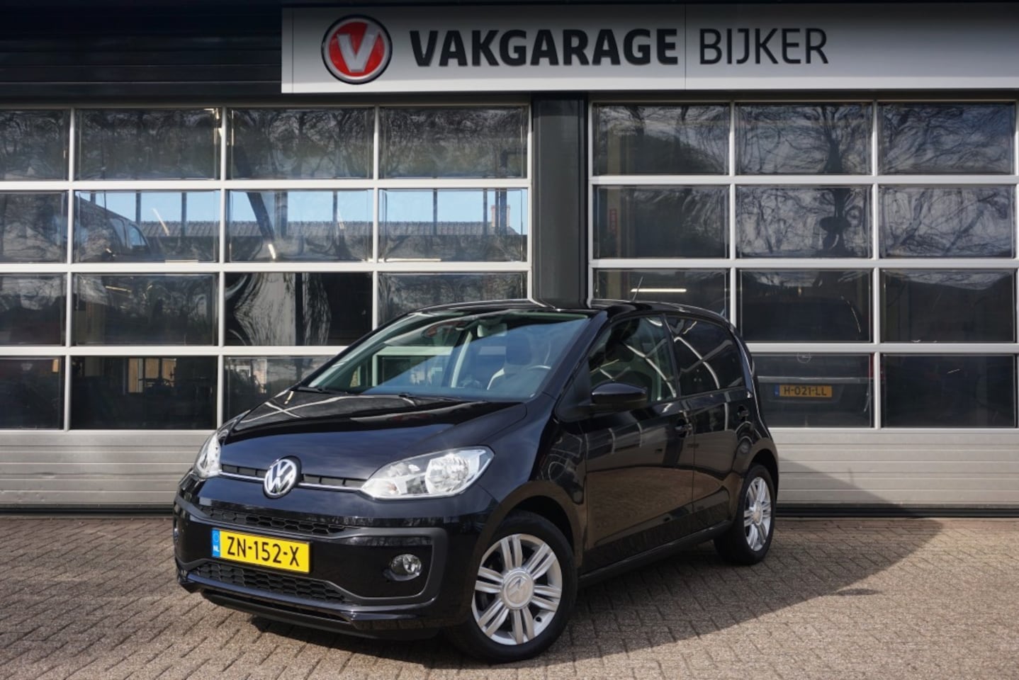 Volkswagen Up! - 1.0 BMT high up! 1.0 BMT high up! - AutoWereld.nl