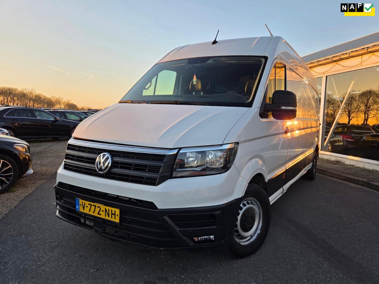 Volkswagen Crafter - 35 2.0 TDI MAXI LANG Highline AIRCO! 2018 - AutoWereld.nl