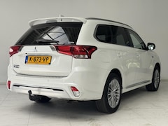 Mitsubishi Outlander - 2.4 PHEV Intense | Trekhaak | Achteruitrijcamera | Stoelverwarming | Cruise Control |