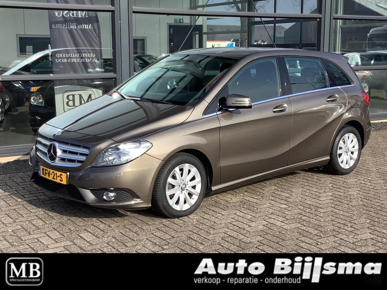 Mercedes-Benz B-klasse - 180 automaat, navi, cruise, parkeersensoren - AutoWereld.nl