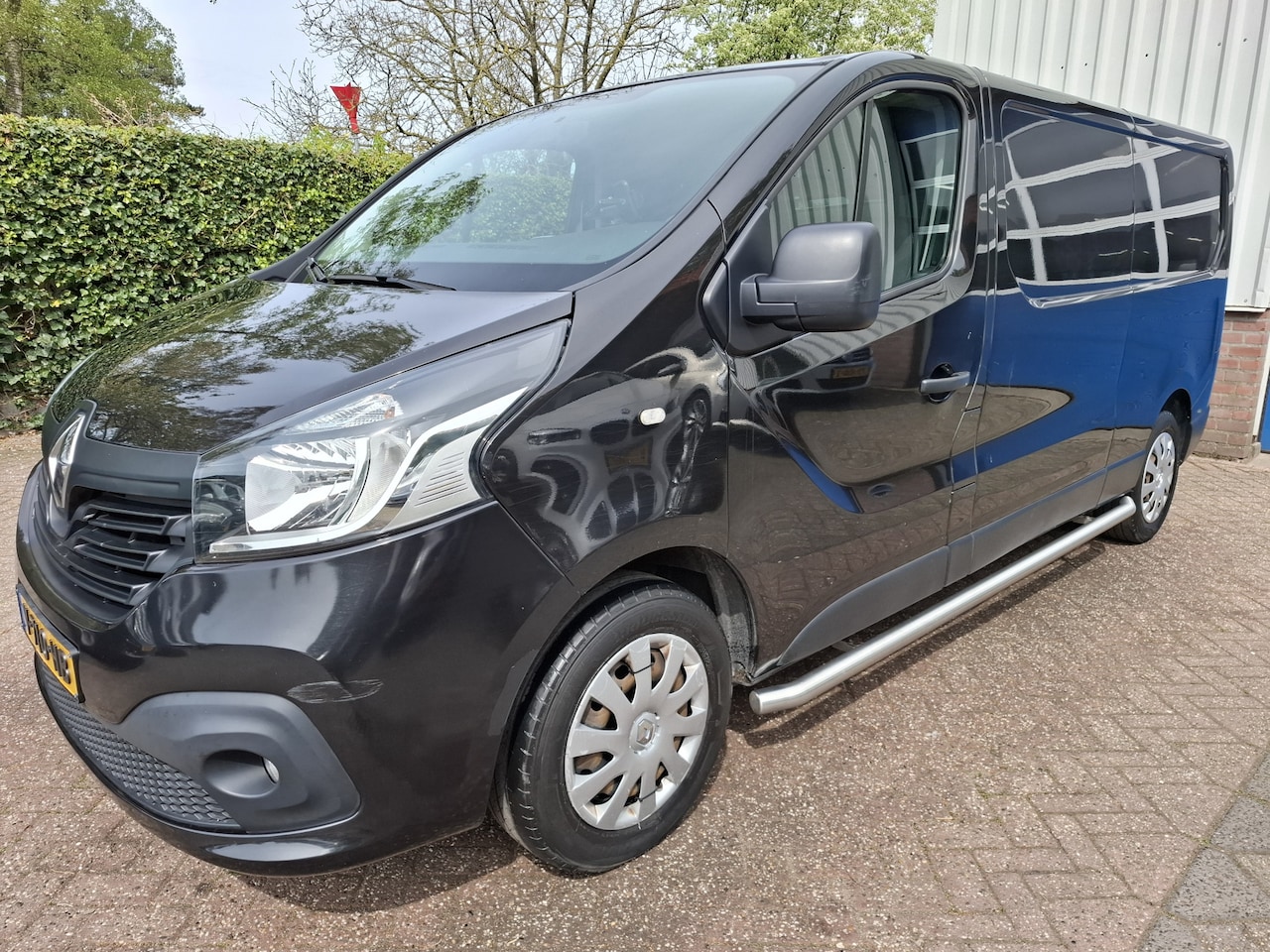 Renault Trafic - 1.6 dCi T29 L2H1 AIRCO/CRUISE/NAVI/3-ZITS/TREKHAAK 95PK - AutoWereld.nl