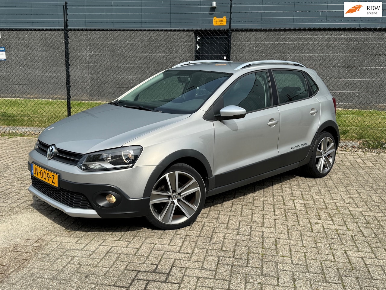 Volkswagen Polo - 1.2 TSI Cross |Airco| |Stoelverwarming| |CruiseControl| - AutoWereld.nl